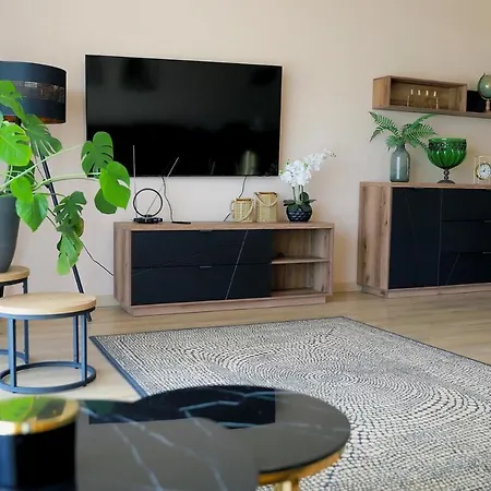 Apartamenty Jawor דירה *